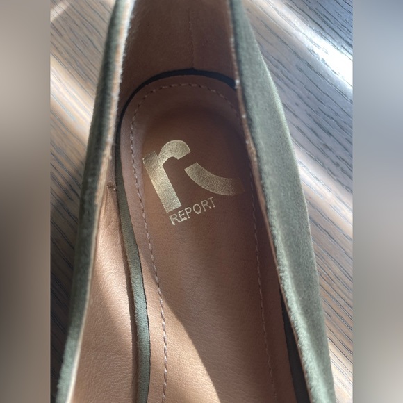 Women’s Report Flats size 7 - Picture 3 of 3